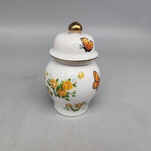 Enesco Spice Jar With Lid 3” Tall White Flower Butterfly Ceramic Made In Japan